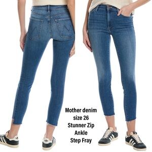 MOTHER denim Size 26 👖 Stunner Zip Ankle Step Fray
